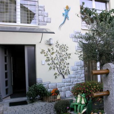 Fassade mit Leguan